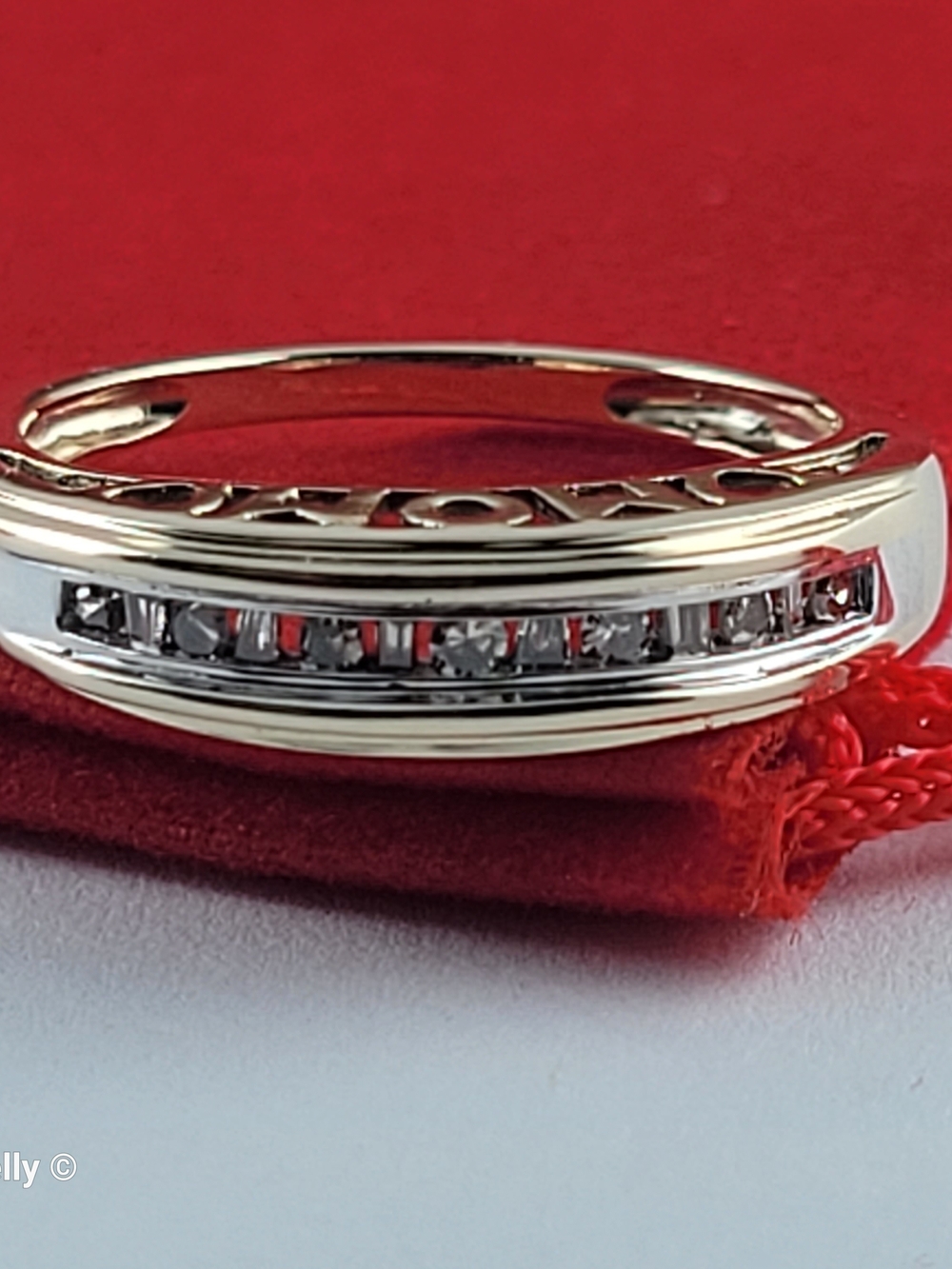10K Yellow Gold Genuine Diamond "MOM" Band Ring Size 6.75 - Solid Gold! 👌🎁